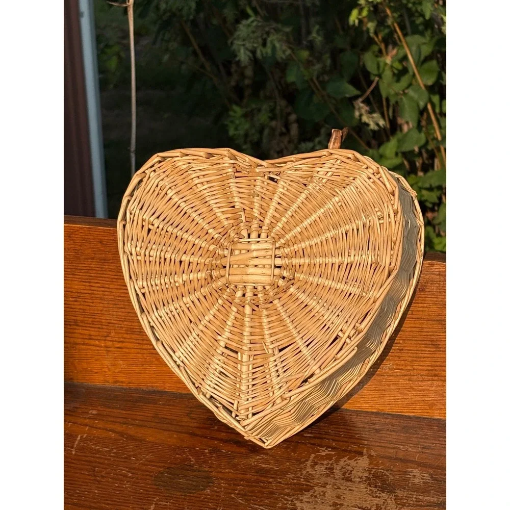 Heart Shaped Wicker Basket Natural Woven Willow Storage Rustic Home Decor 11in